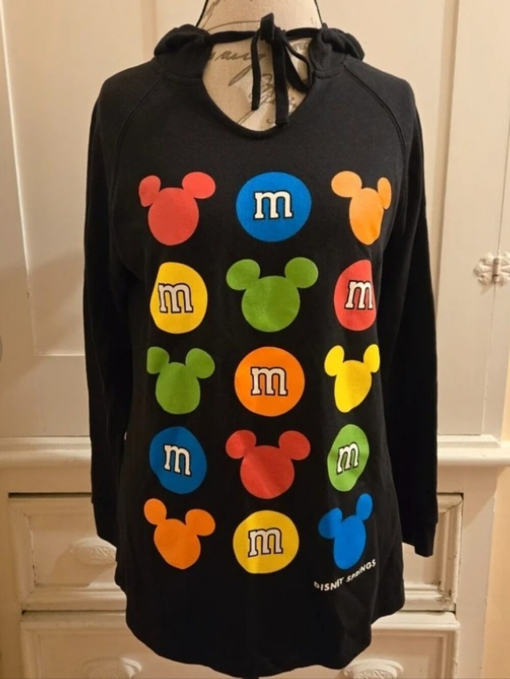 M&M's Disney Springs black print light hoodie Sz M
